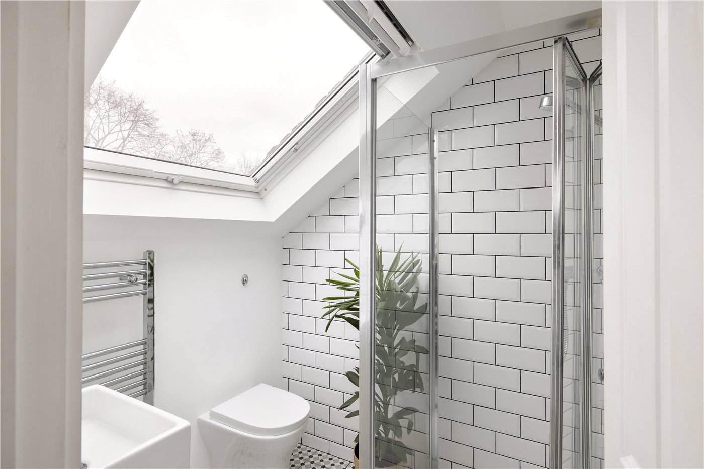 En-Suite Bathroom